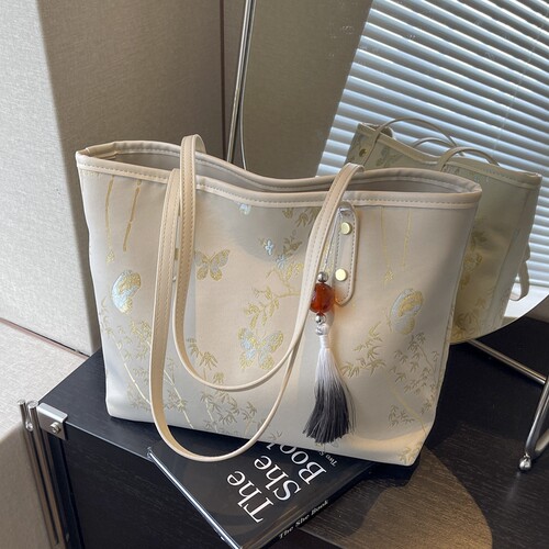 新中式国风刺绣通勤单肩托特包