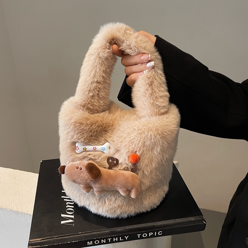 时尚流行洋气毛茸茸手提水桶包