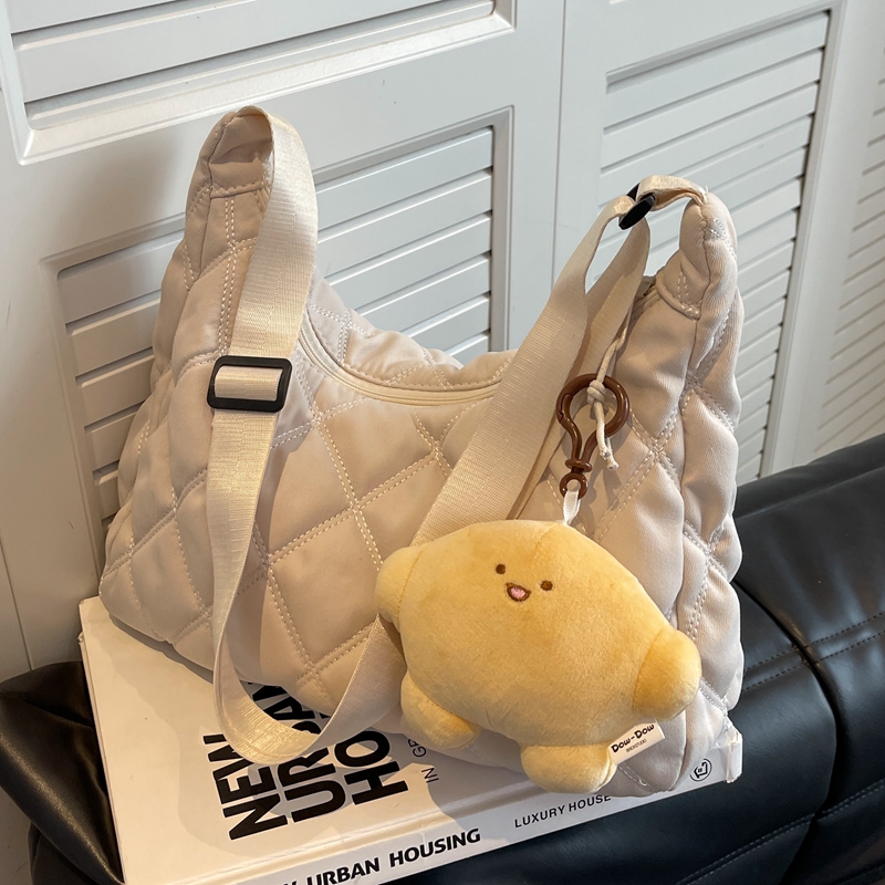 大容量包包女2023新款菱格包尼龙帆布包休闲单肩包百搭ins斜挎包