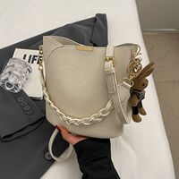 Retro niche design bag for ladies 2026 new high-end texture versatile crossbody bag, best-selling hand-held bucket bag thumbnail 5
