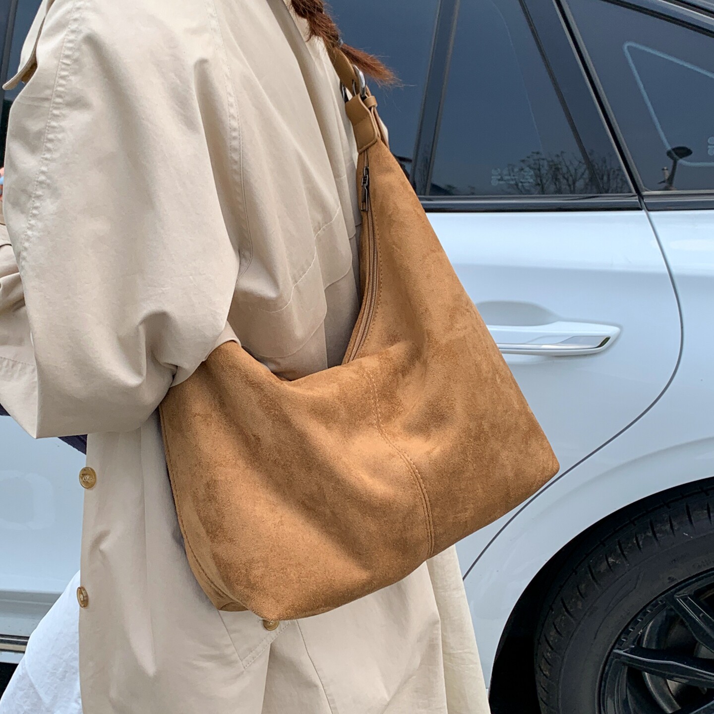 秋冬复古麂皮绒大包包女2026新款休闲单肩包大容量通勤斜挎托特包