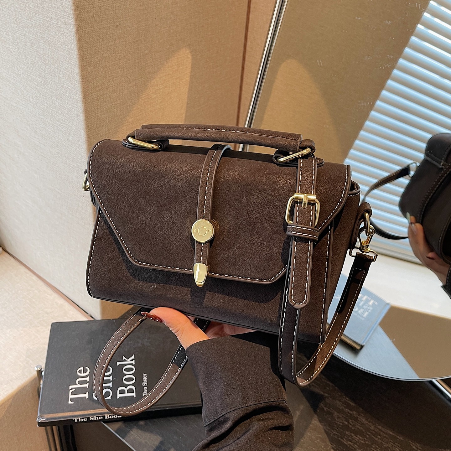 美拉德复古小包包女2026新款高级感百搭斜挎包超火爆款手提小方包,箱包皮具/热销女包/男包,通用款女包,淘宝优惠券,粉丝福利购,淘宝优惠卷