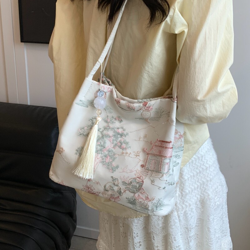 新中式国风包包女2025新款秋冬刺绣单肩帆布包休闲通勤托特水桶包,箱包皮具/热销女包/男包,托特包,淘宝优惠券,粉丝福利购,淘宝优惠卷