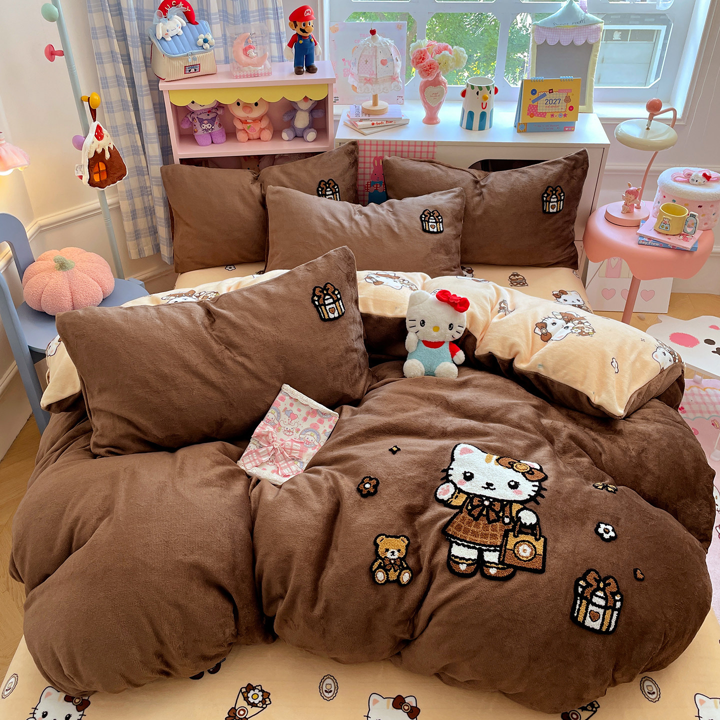 HelloKitty毛巾绣牛奶绒四件套