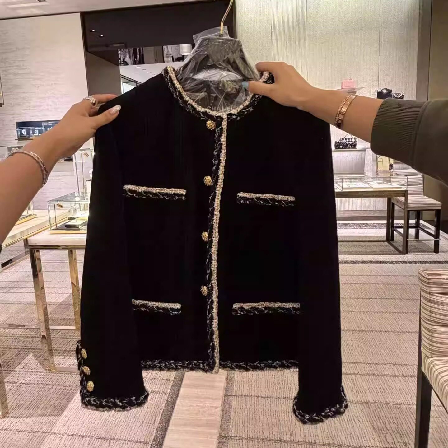 jennie同款小香风复古上衣重工撞色灯芯绒粗花呢钻扣短款外套秋冬,女装/女士精品,短外套,淘宝优惠券,粉丝福利购,淘宝优惠卷