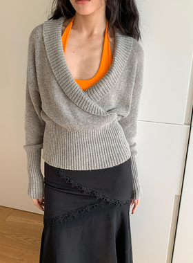 AMBOSC 春季新品设计感交叉V领套头毛衣百搭慵懒风长袖针织衫女