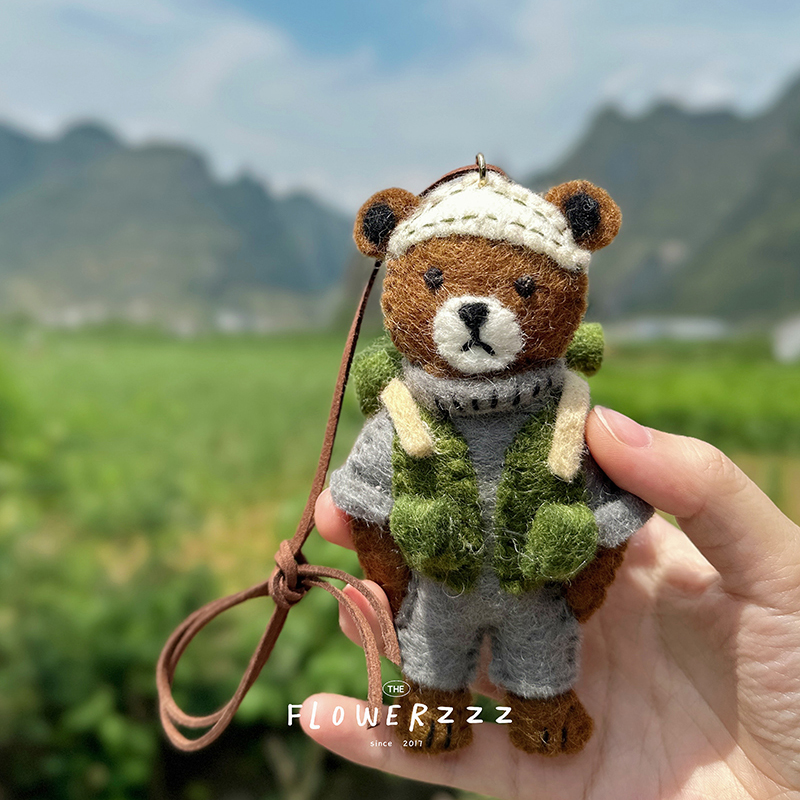 手工羊毛毡战术熊挂件车挂潮ins