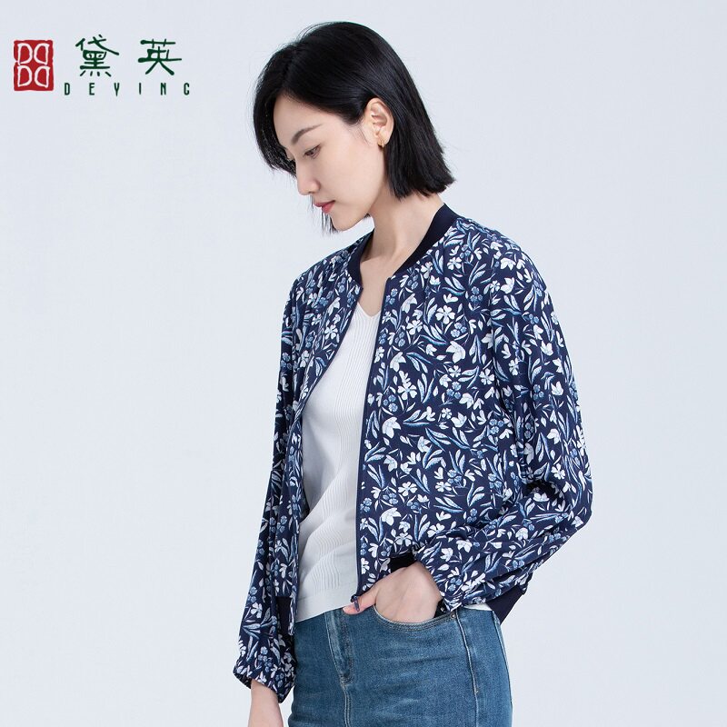黛英春季新品简约百搭款外套 WAO1054