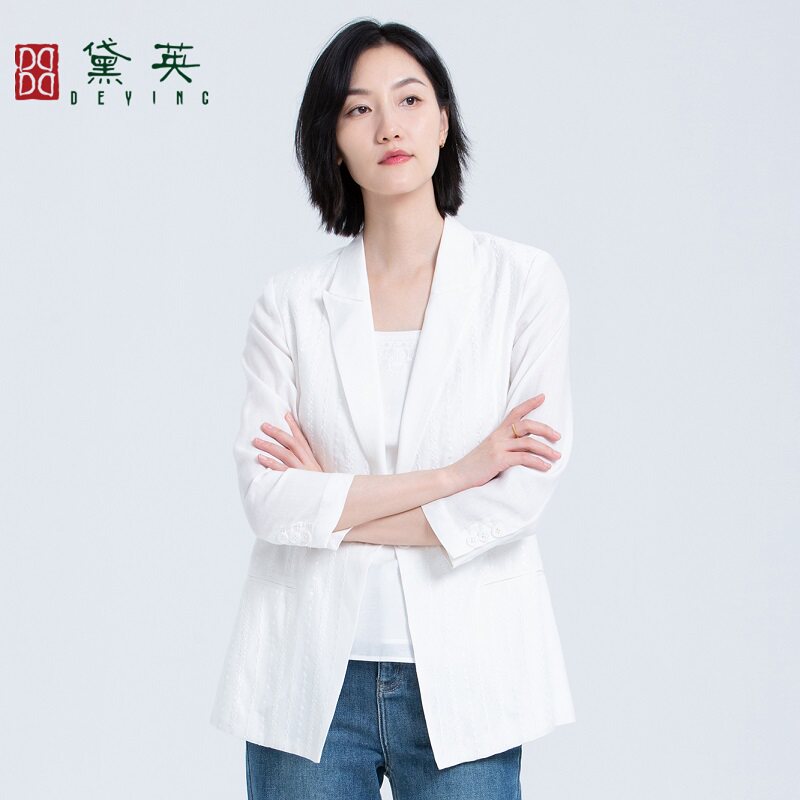 黛英春季新品简约百搭民族风西服 XAO1115