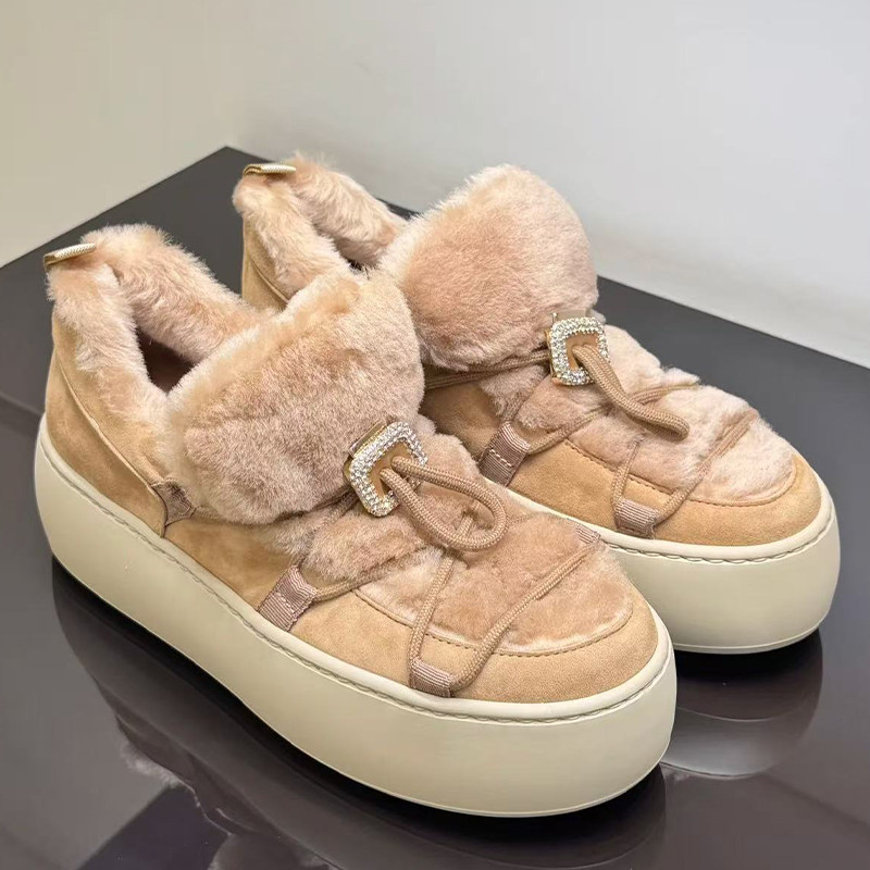 羊羔毛板鞋女2025新款超火爆款厚底增高休闲鞋冬季加绒保暖面包鞋,女鞋,休闲板鞋,淘宝优惠券,粉丝福利购,淘宝优惠卷