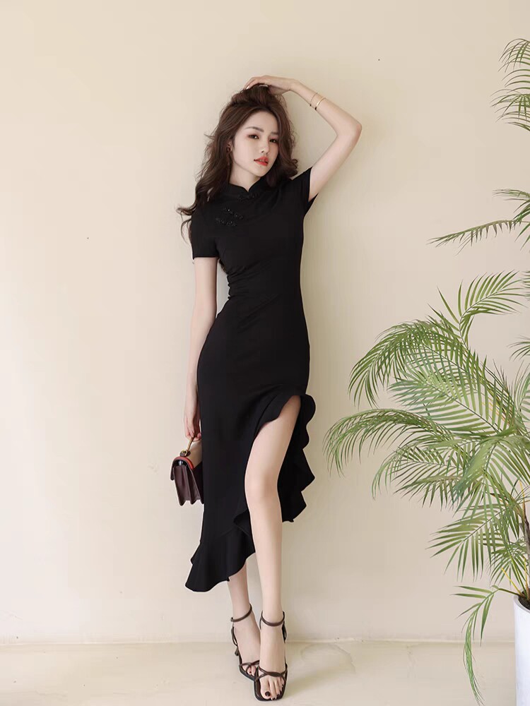 欧洲站黑色气质连衣裙2023长裙夏女荷叶边开叉性感新中式旗袍复古