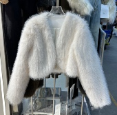 高级感韩系气质纯色毛毛短外套女2025冬季 新款 仿皮草毛绒上衣夹克