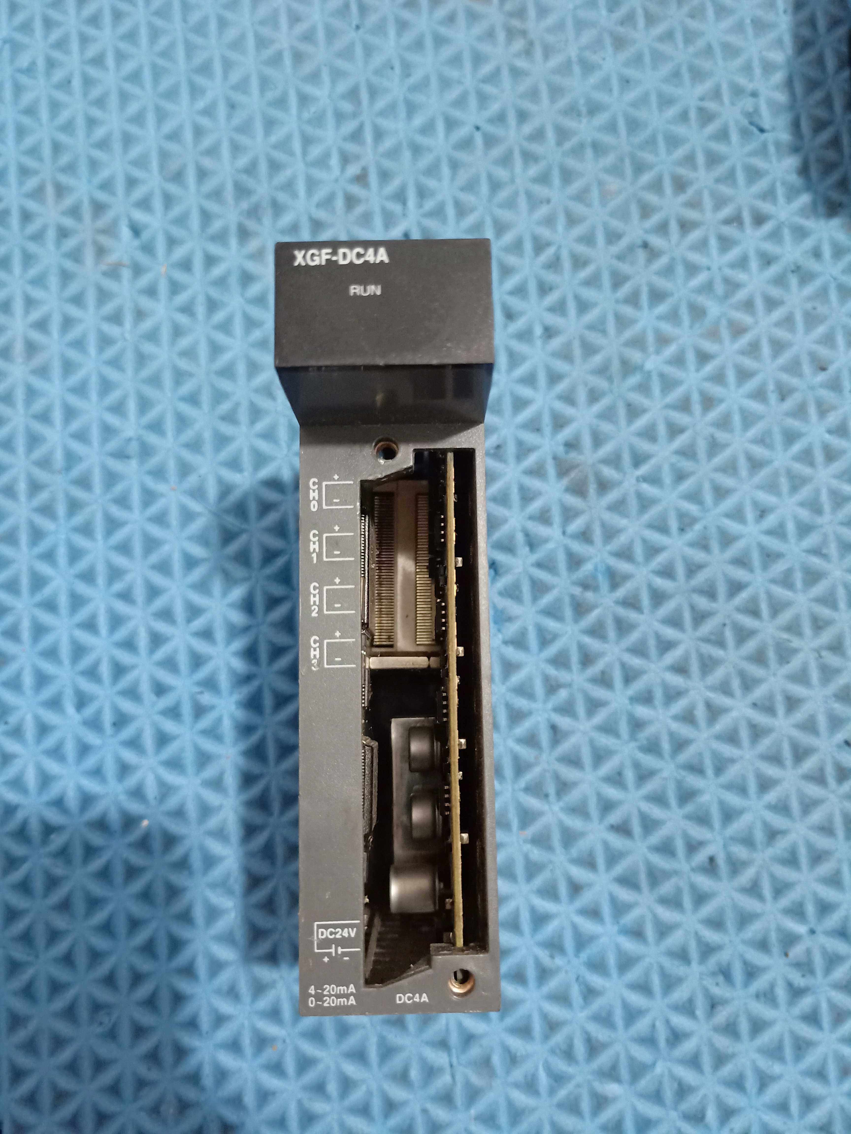 二手ls产电 xgf-dc4a模拟输出 乐星可编程控制器plc 模拟量实物图