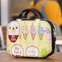 Окрашенный желтый кролик [зеркало]