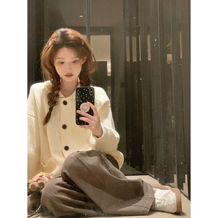 珍珍家秋季慵懒娃娃领温柔甜美纽扣针织开衫毛衣宽松休闲百搭外套