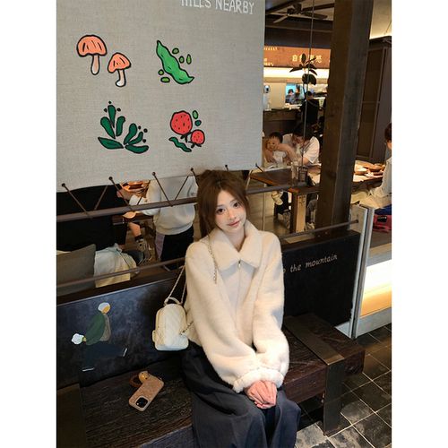 珍珍家 冬日小雪球温柔软糯环保皮草翻领白色毛毛外套2025年新款