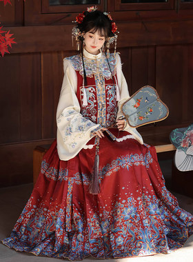 麦欧珀加厚刺绣印花汉服