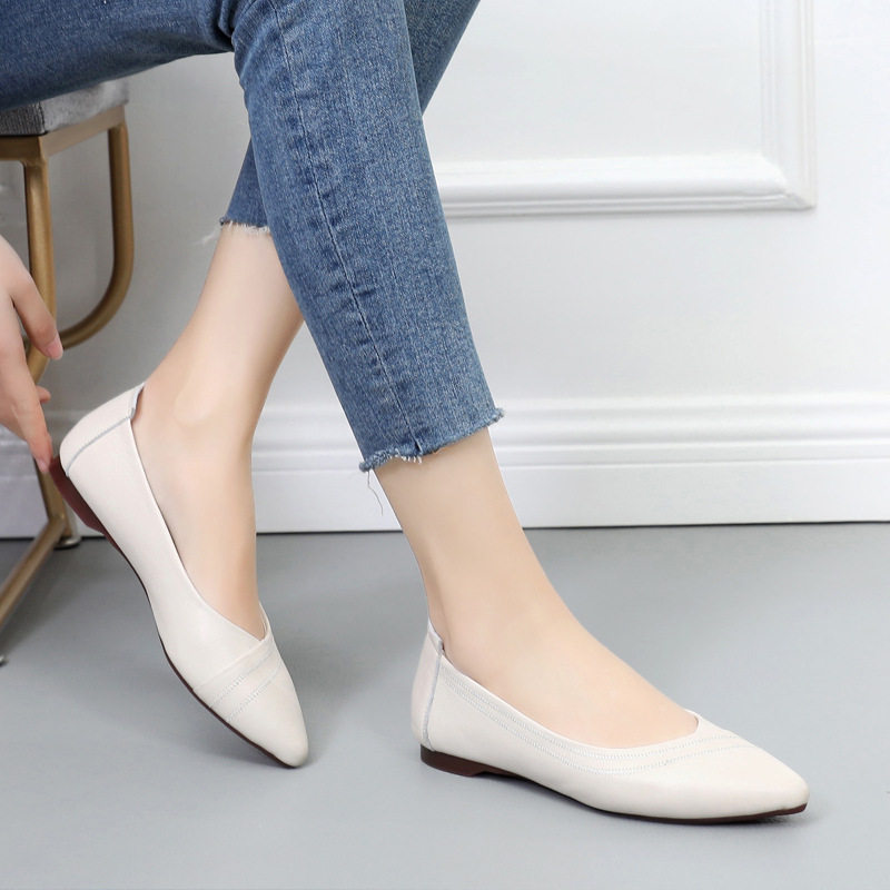 Low-heel Shallow mouth leisure time lady leather shoes Autumn 2019 new pattern Mom shoes genuine leather soft sole comfortable Single shoes cowhidein the Women's Shoes, Low shoes  category - from Buy2taobao.com to provide professional Taobao agent buy service
