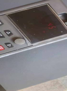 配件欧华变频器EM590N-G22P30T4B2230kw议价