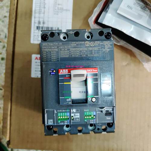 配件ABB SACE TMAX XT2N125 100A 3P Ekip LS/I 3P F F UL/CSA议