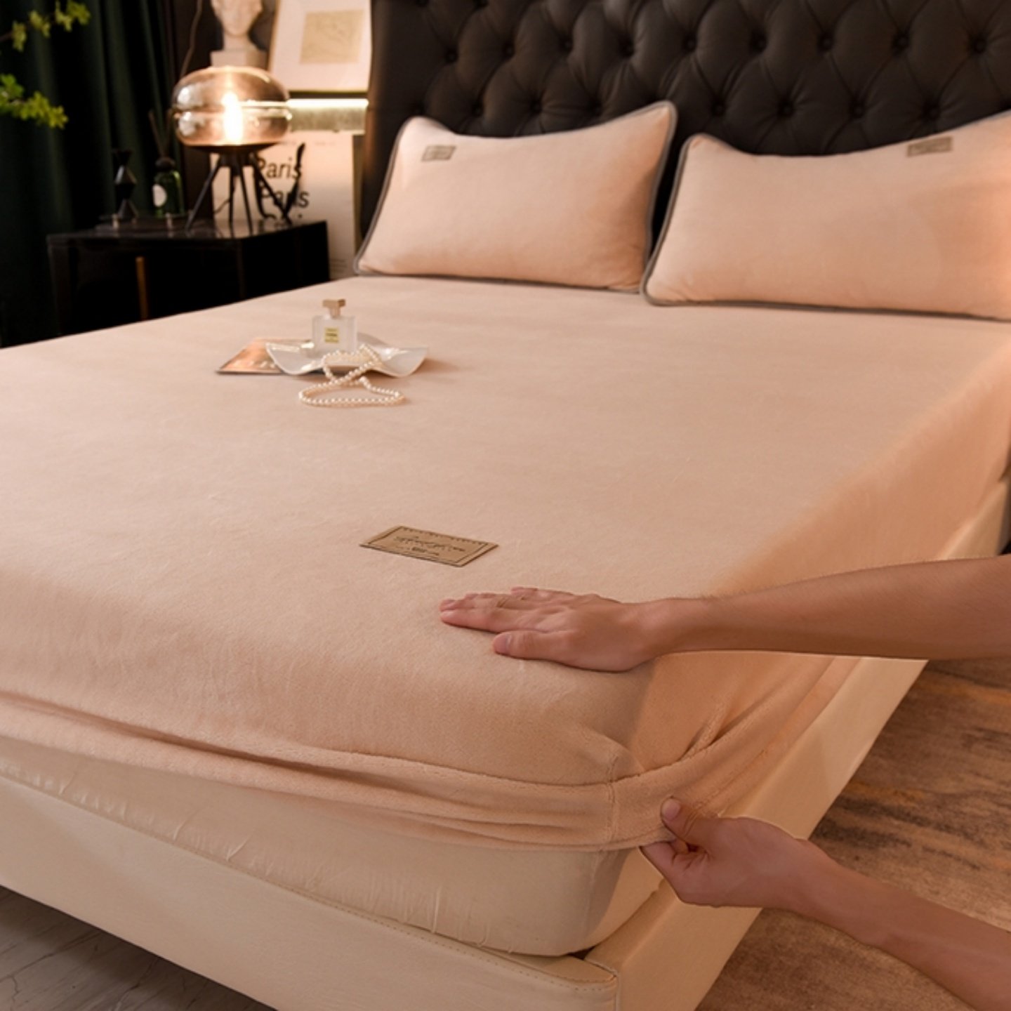 软乎乎保暖牛奶绒床笠单件冬季加厚奶茶咖米驼纯色防滑床垫罩床套