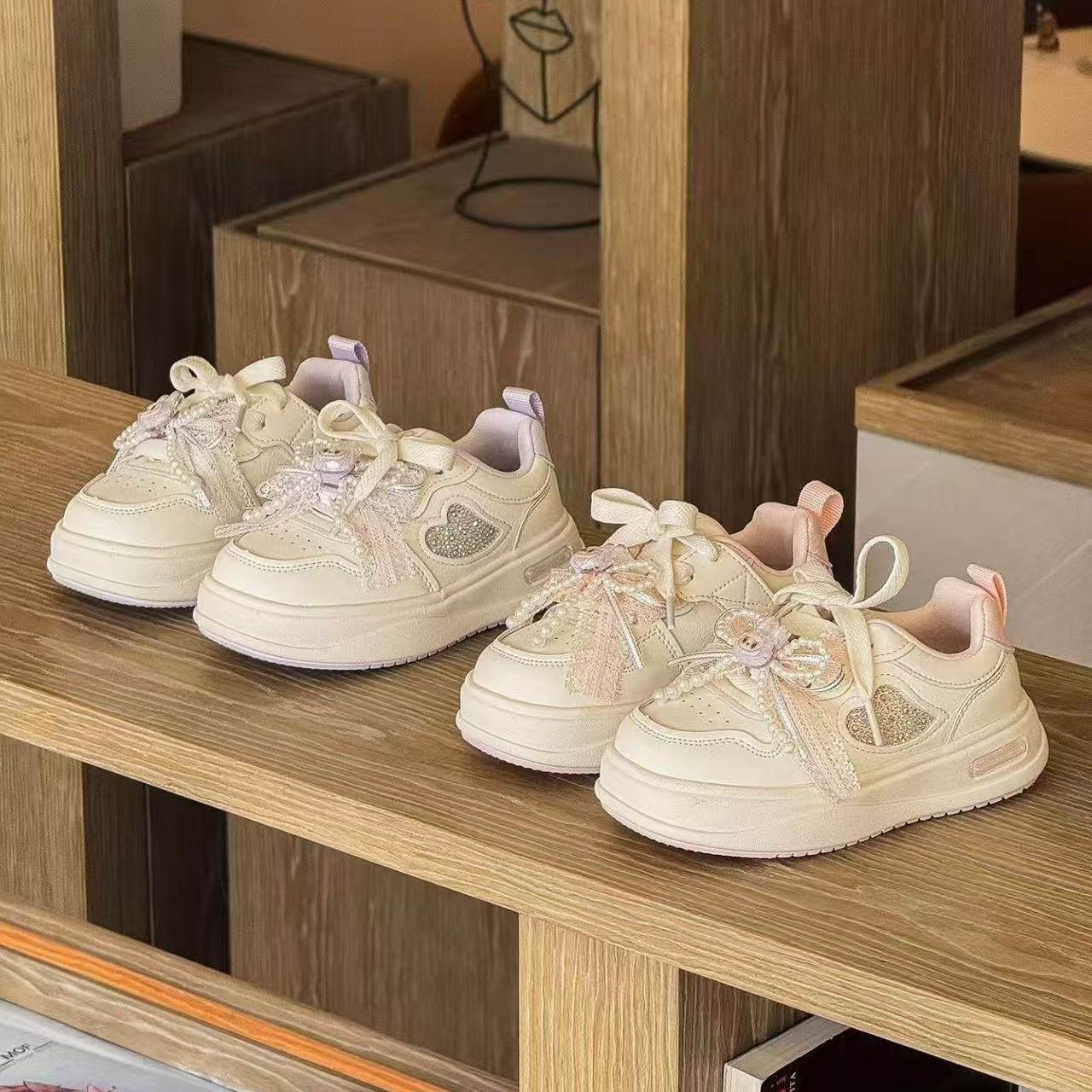 2026春季新款男女童卡通蝴蝶结休闲低帮板鞋防滑魔术贴软底运动鞋,童鞋/婴儿鞋/亲子鞋,板鞋,淘宝优惠券,粉丝福利购,淘宝优惠卷