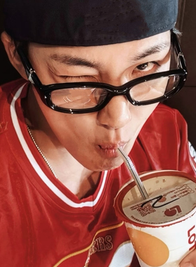 老帅了个性男士痞酷复古高级小黑框素颜平光镜宽脸可配度数近视镜