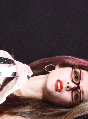 帅到没朋友窄长小方形酒红框茶色墨镜麻辣女教师90年代风太阳眼镜