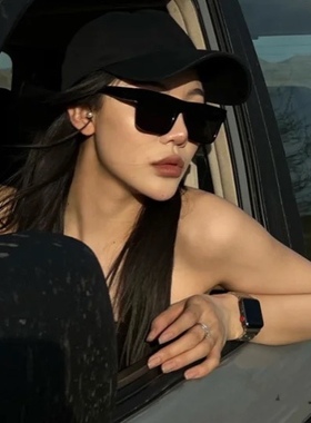 拽姐黑片墨镜高级感辣妹韩版方框嘻哈眼镜开车专用痞帅太阳镜蓝黄