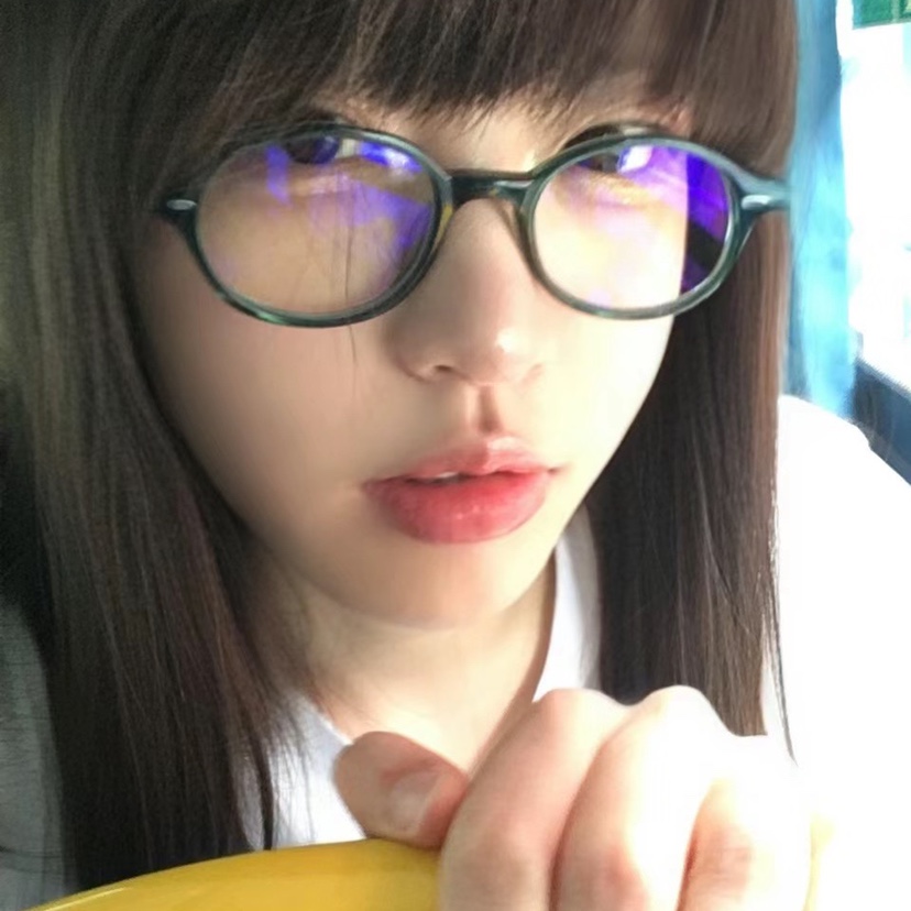 透绿色复古小椭圆素颜减龄平光眼镜凹造型街拍网红书呆近视度数框