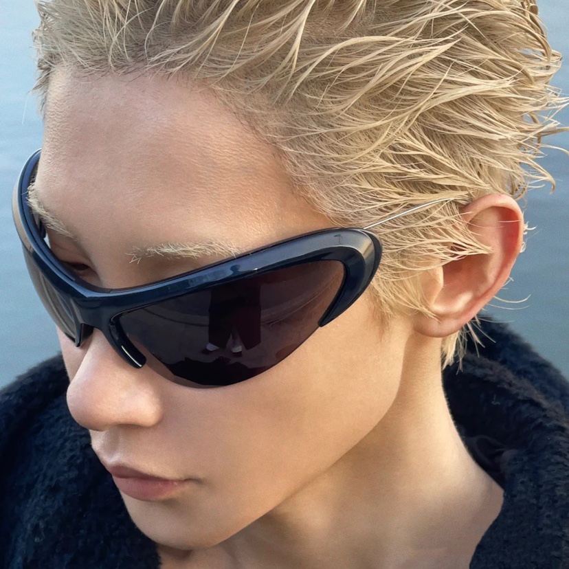 酷到不行B家未来夸张Y2Ky异形高级感墨镜ins网红凹造型骑行太阳镜