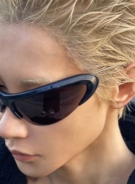 酷到不行B家未来夸张Y2Ky异形高级感墨镜ins网红凹造型骑行太阳镜