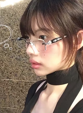 高知感无边框纯欲长方形素颜平光镜可配度数近视眼镜框架ins男女