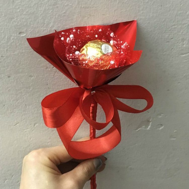 深圳发货单只费列罗金莎巧克力花束公司活动学校幼儿园情人节礼物在类目 零食/坚果/特产, 巧克力, 果仁巧克力中 - 来自Buy2taobao.com提供专业的淘宝代购服务