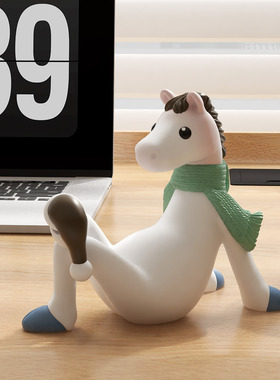 小马年2026年吉祥物新年家居客厅办公室工位治愈系小装饰摆设摆件