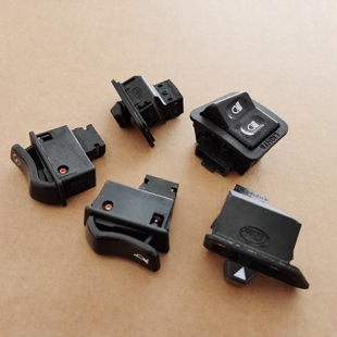 适用踏板AFR UCR USR125大灯转向灯UFD125喇叭远近光启动开关按钮