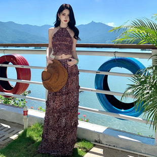 夏季 海边度假风显瘦 豹纹挂脖吊带两件套女辣妹风高腰半身裙套装