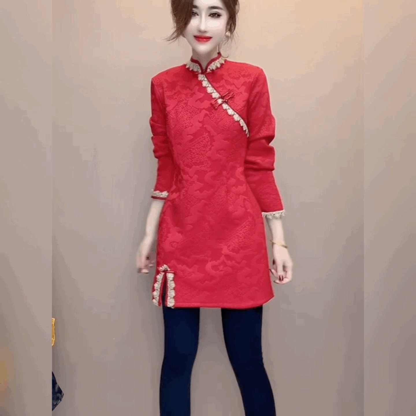 百搭高端国风气质中长款盘扣上衣红色旗袍T恤短裙新中式改良唐装,女装/女士精品,T恤,淘宝优惠券,粉丝福利购,淘宝优惠卷