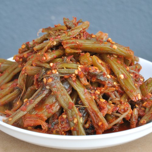 腌菜德宏酸菜下饭菜滇嫂老坛酸菜