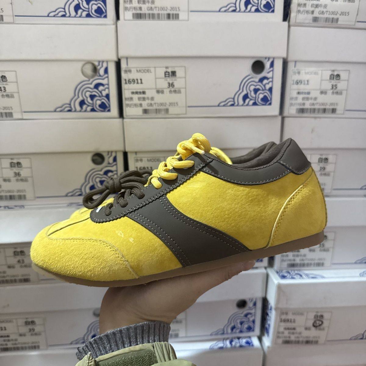 品牌商场撤柜断码内增高真皮德训鞋女春秋黄色超轻休闲运动板鞋女,女鞋,德训鞋,淘宝优惠券,粉丝福利购,淘宝优惠卷