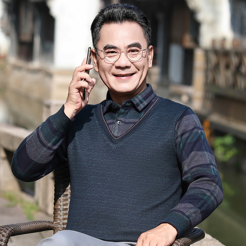 เสื้อยืดแขนยาวสำหรับคุณพ่อในฤดูใบไม้ผลิและฤดูใบไม้ร่วง เสื้อเชิ้ตสองชิ้นปลอมพร้อมปกสำหรับผู้ชายวัยกลางคน เสื้อตัวบนหนาและอบอุ่น เสื้อยืดสำหรับผู้สูงวัย ชุดคุณปู่