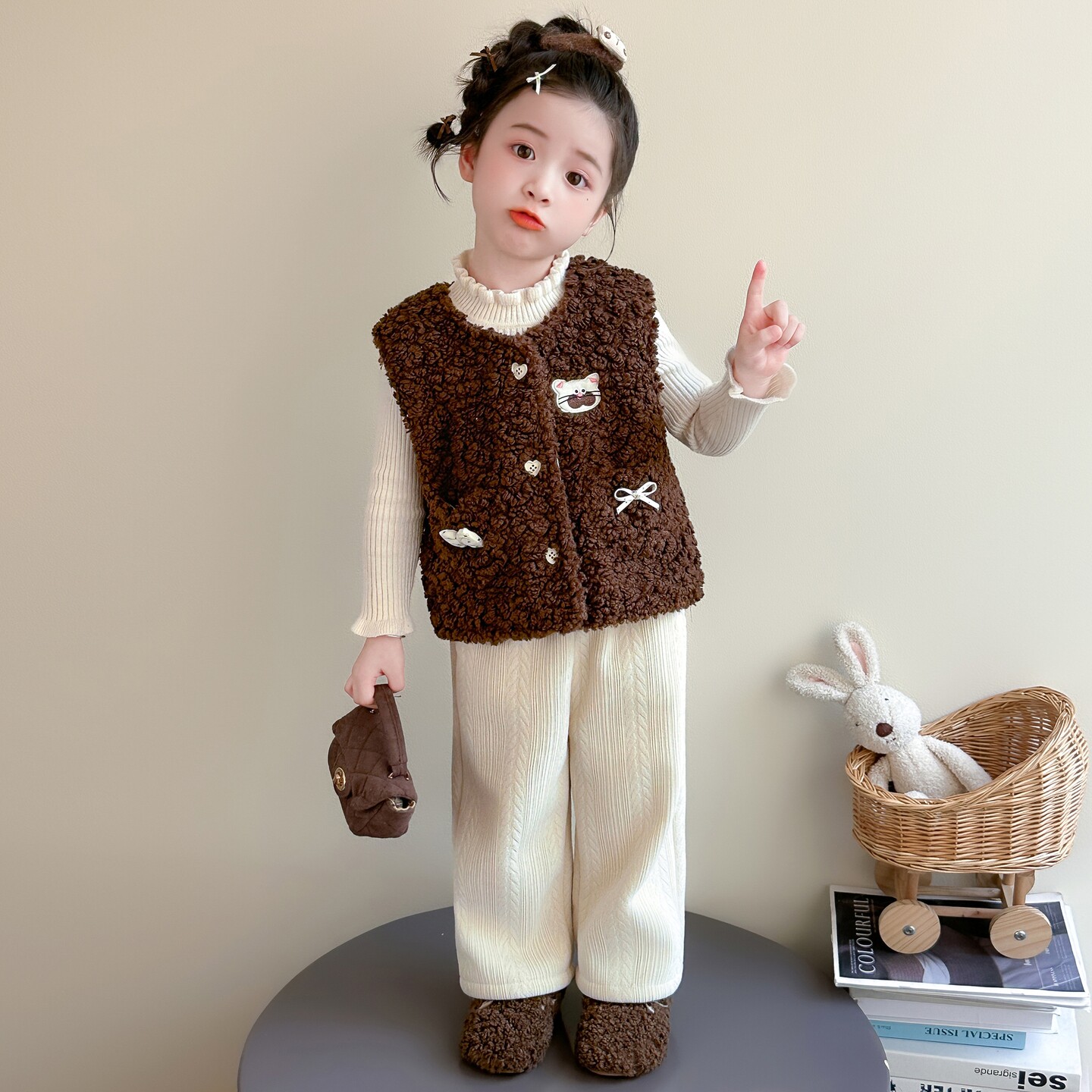 女童秋冬新款加厚羊羔毛马甲潮品