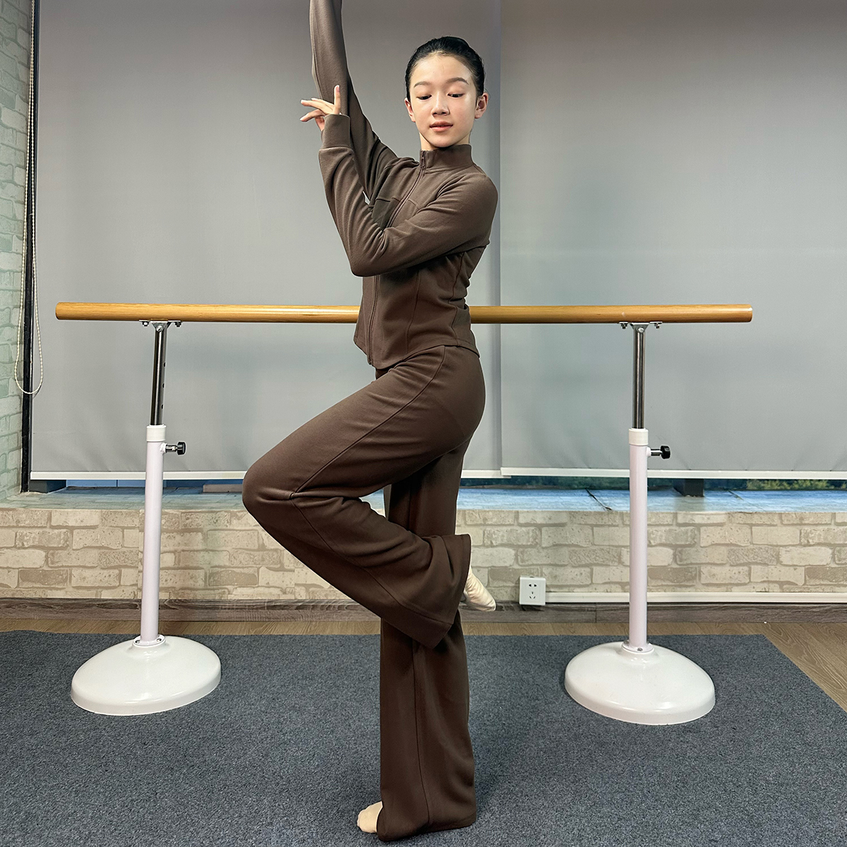 舞越儿童舞蹈运动套装秋冬训练服演出服立领基训练功服中国舞套装