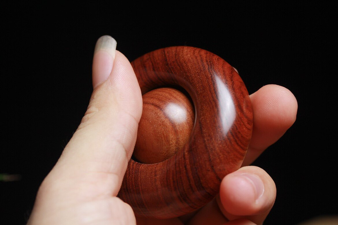 정통 황화리 전송 비즈 핸드 피스 샌들우드 SHILAI 핸드볼 60MM 비즈 남성용 디스크 장난감 재생
