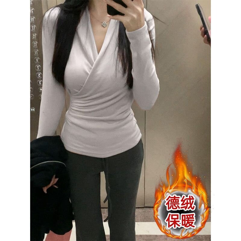 大码女装胖mm韩系秋冬季德绒内搭长袖T恤女修身显瘦V领内搭上衣潮