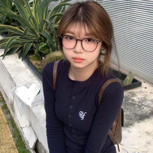 超好看甜辣修身纽扣半开领刺绣长袖T恤女春秋季打底衫内搭上衣潮