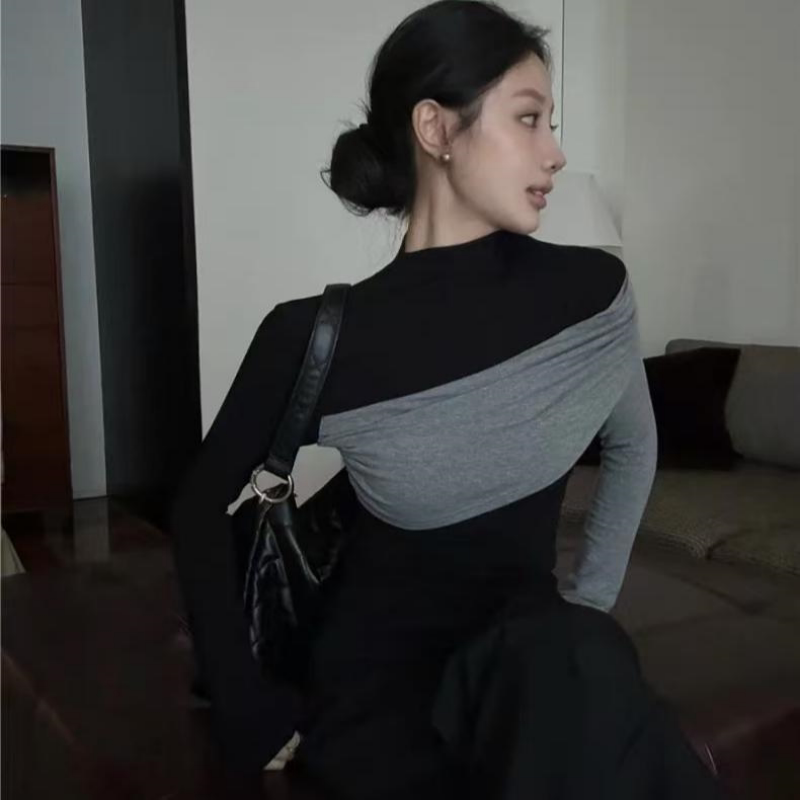 韩版撞色拼接半高领长袖T恤女2026秋冬新款高级感打底衫上衣ins潮