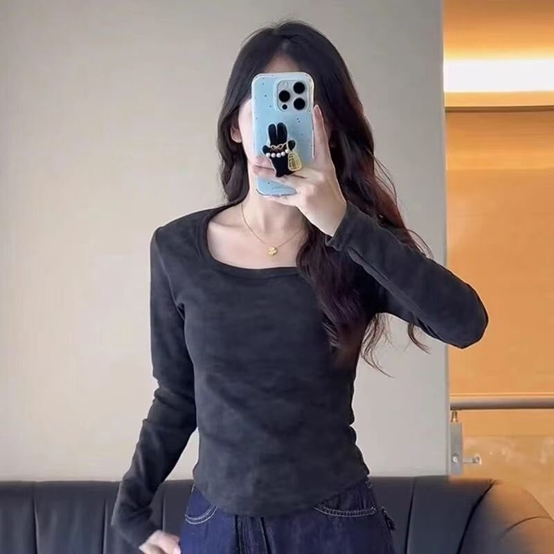 新款修身长袖T恤女时尚内搭打底德绒保暖秋冬收腰通勤方领上衣潮