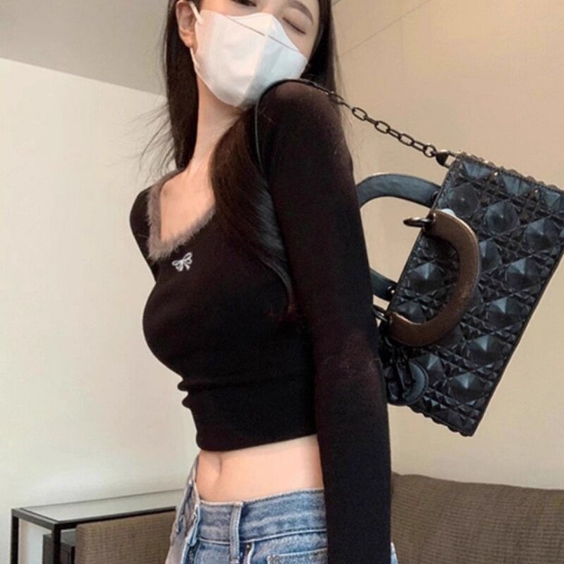方领撞色蝴蝶结刺绣打底衫长袖T恤女秋冬德绒内搭纯欲高级感上衣