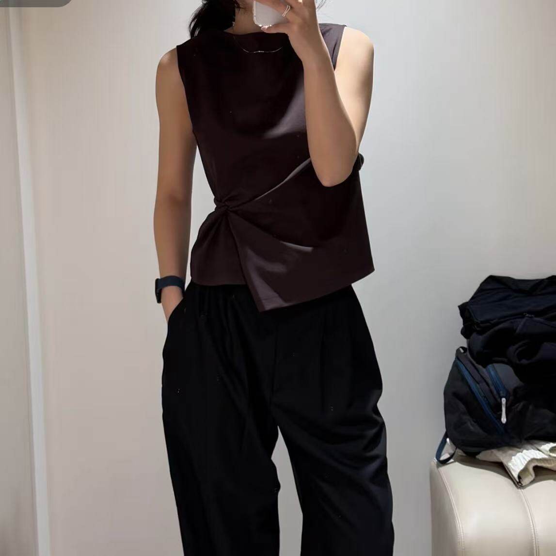 COS女装修身版船领抓褶纹理背心针织上衣2026夏季新品1340575001图片